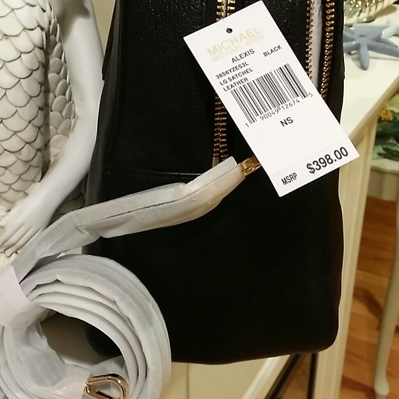 Authentic Michael Kors Shoulder Bag New with tag - Picture 4 of 4