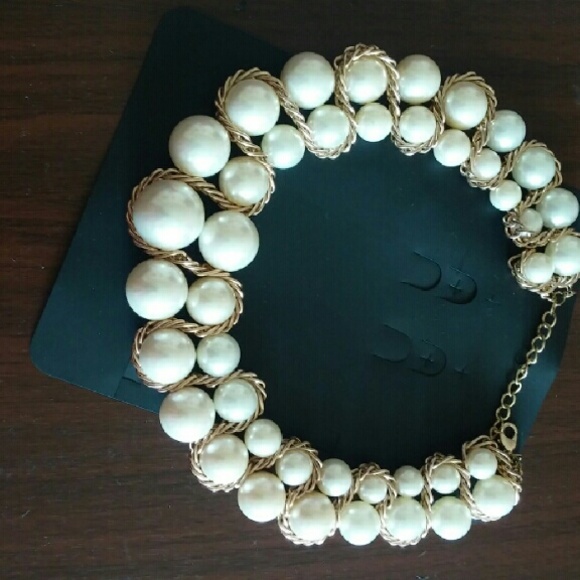 Necklace - Picture 1 of 1