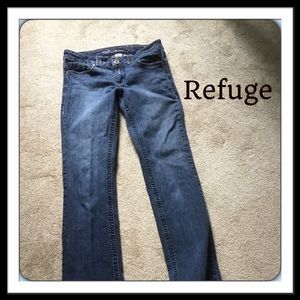 #49  🌴 REFUGE JEANS