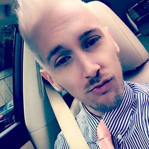 Meet your Posher, Joshua