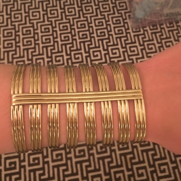 Gold Grecian style bracelet