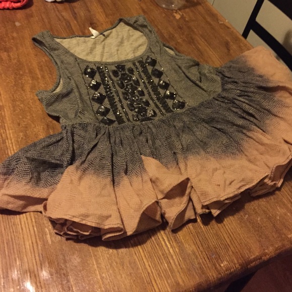 Beautiful sequenced detailed blouse