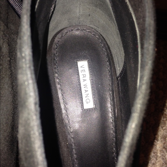 Vera Wang booties - Picture 3 of 4