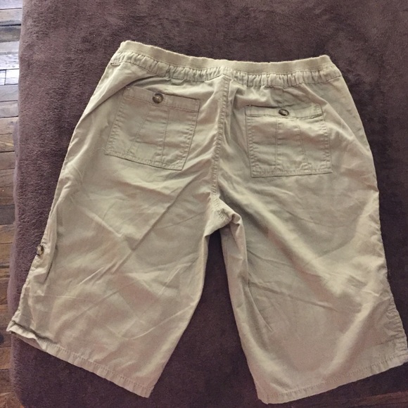 Old Navy Cargo shorts - Picture 2 of 4
