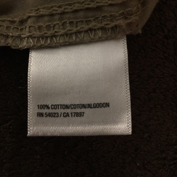 Old Navy Cargo shorts - Picture 4 of 4