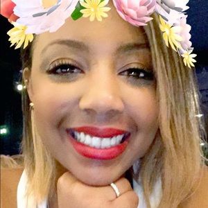 Meet your Posher, Catherine