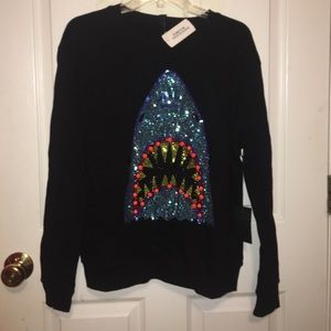 Black sweatshirt with shark