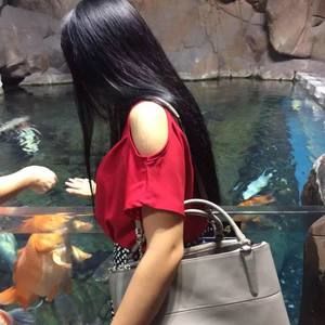 Meet your Posher, Yancy