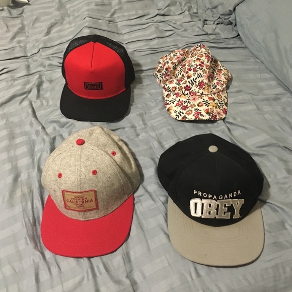 Snap backs (BUNDLE)