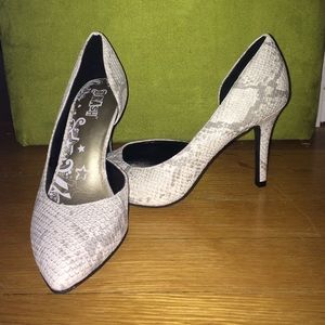 Brash Snakeskin Pump
