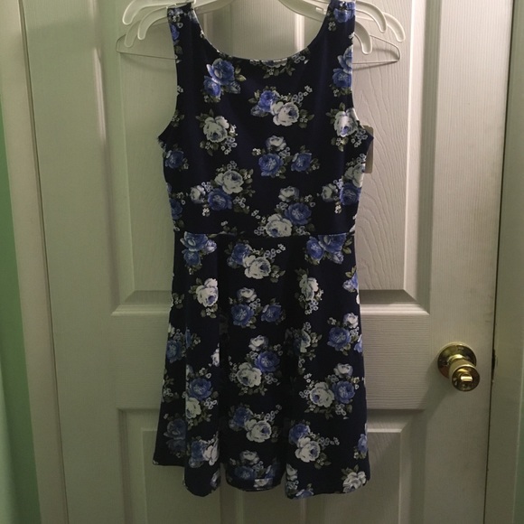 Blue floral Forever 21 dress