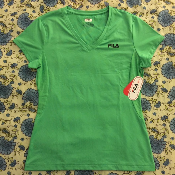NWT!! FILA Sport Top short sleeve