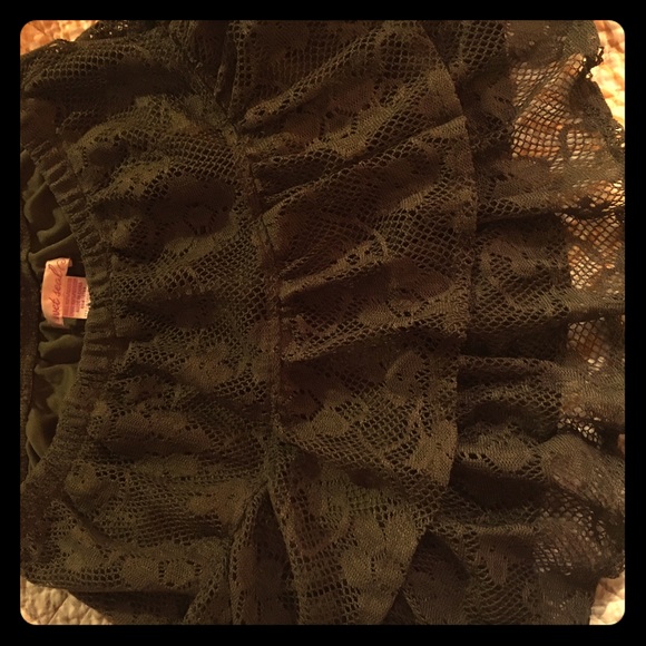 Wet seal short skirt