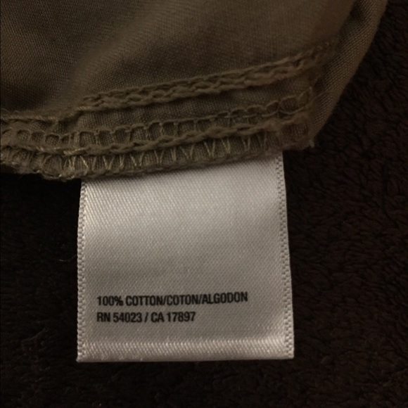 Old Navy cargo shorts - Picture 3 of 3