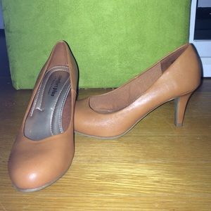 Cognac/Tan Heel