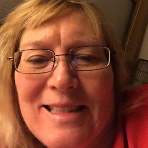 Meet your Posher, Vicki