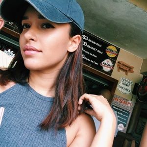 Meet your Posher, Viviana