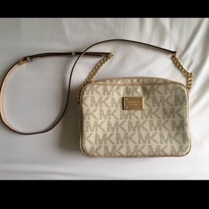 Michael Kors cross body
