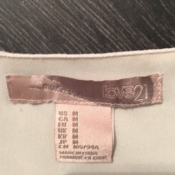 Creme tank top - Picture 3 of 3