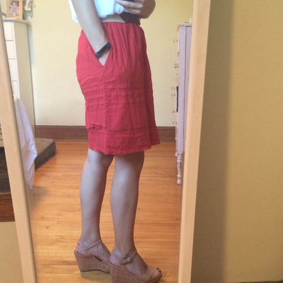 Red Maeve skirt - Picture 2 of 3