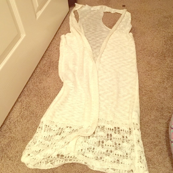 Cream knit vest