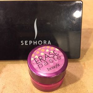 Benefit erase paste