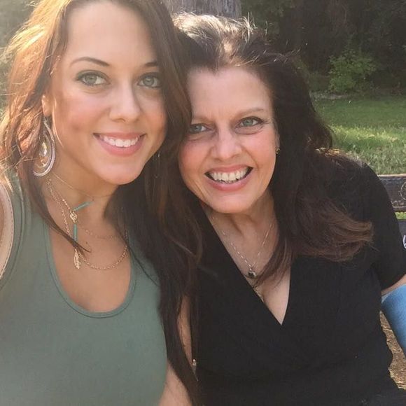 Meet your Posher, Pamela aka “PJ” - Picture 3 of 13