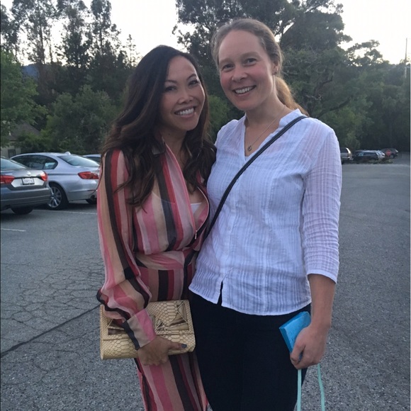 Meet your Posher, Lilian - Picture 2 of 3