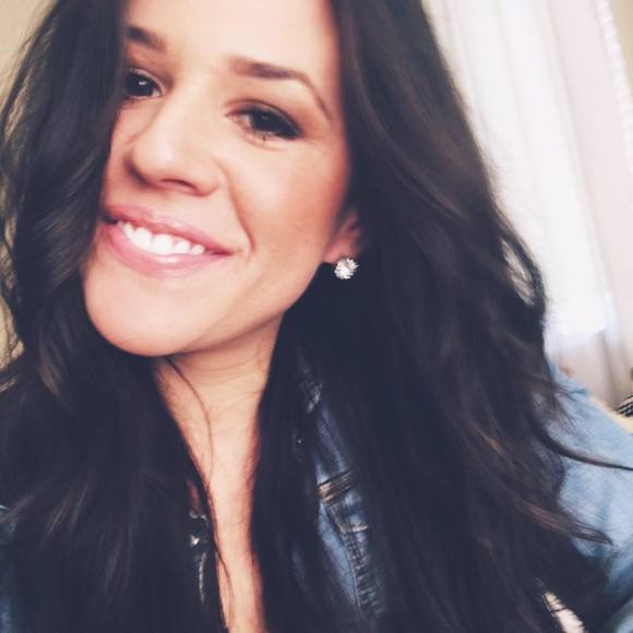 Meet your Posher, Stephanie