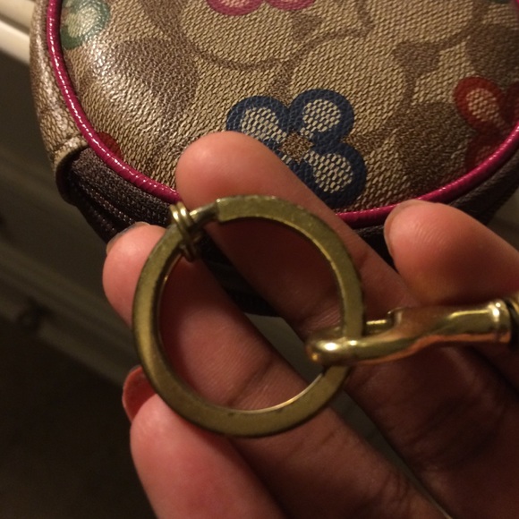 Coach pouch - Picture 3 of 3