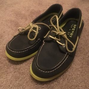 Sperry Topsider men's size 8/women's size 9