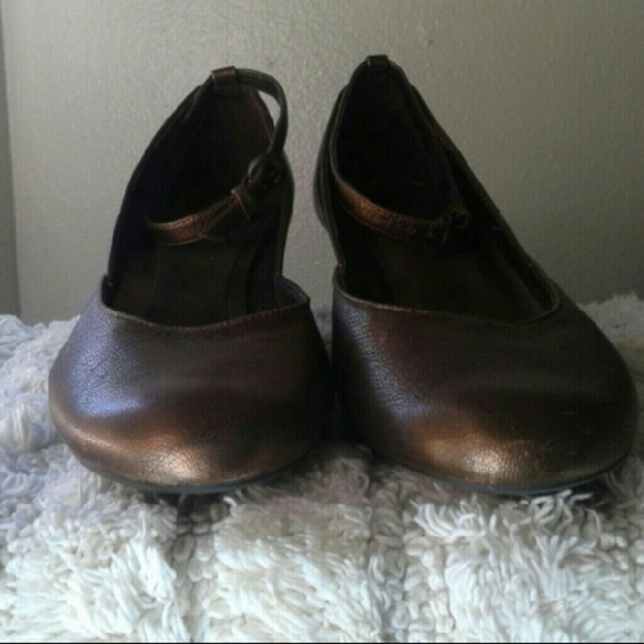 Aerosoles leather shoes short heel