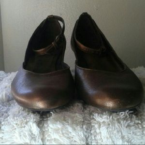Aerosoles leather shoes short heel