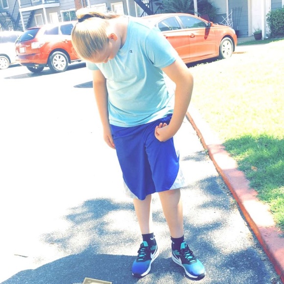 Meet your Posher, Amelia - Picture 1 of 1