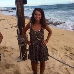 Meet your Posher, Caitlin