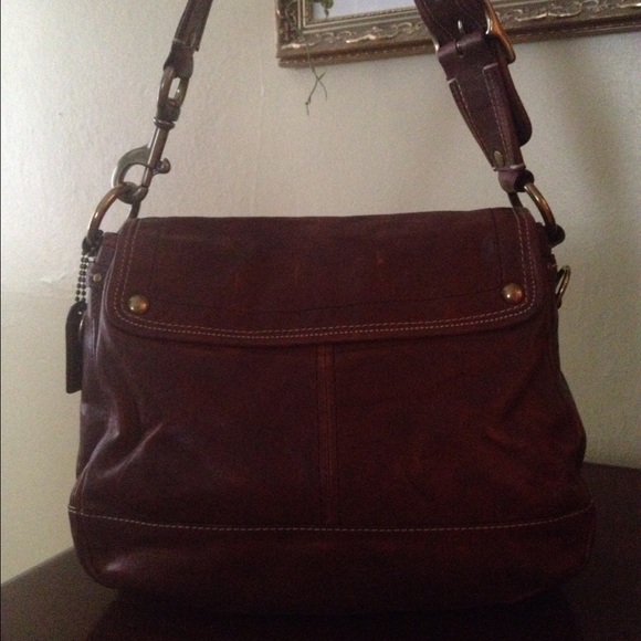 Handbag - Picture 3 of 3