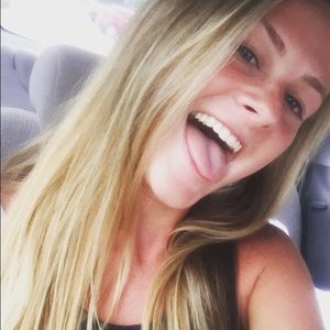 Meet your Posher, Hannah