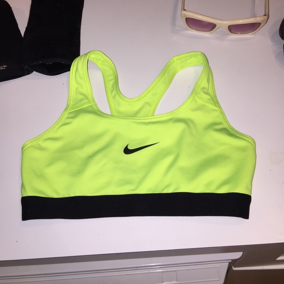 Neon Yellow Nike Bra - Picture 4 of 4