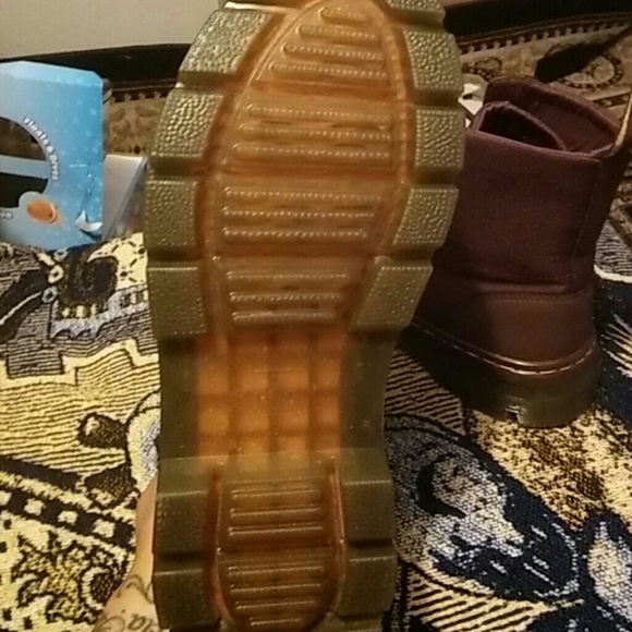 Dr martens burgundy boots - Picture 2 of 4