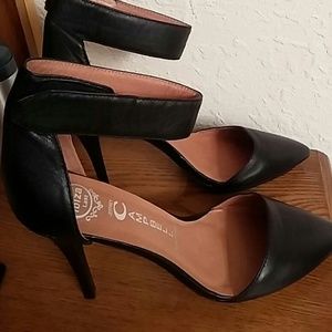 Jeffrey Campbell "SOLITAIRE" Pumps