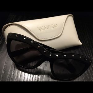 Valentino sunglasses