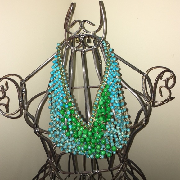 Green and blue necklace