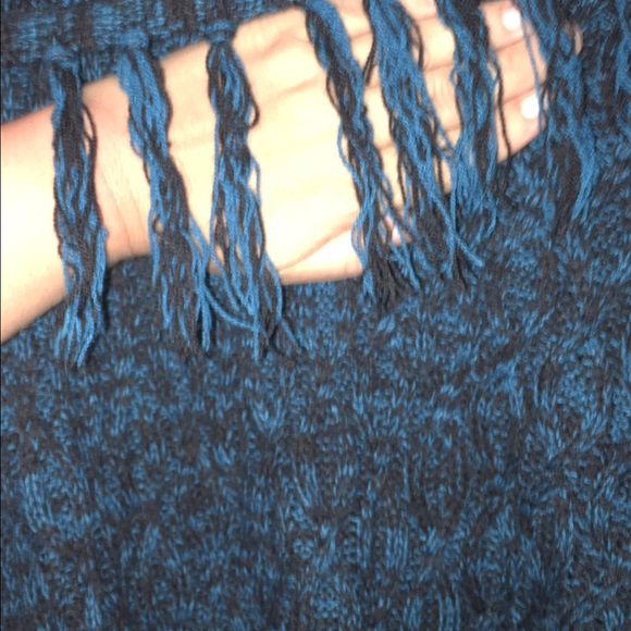 Sweater - Picture 2 of 3