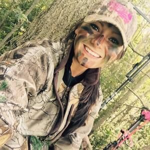 Meet your Posher, Courtney