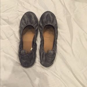 Old Navy Gray Flats
