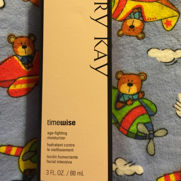 Timewise Normal-Dry Age Fighting Moisturizer