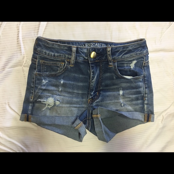 American eagle high rise shorts size 4
