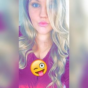 Meet your Posher, Shana