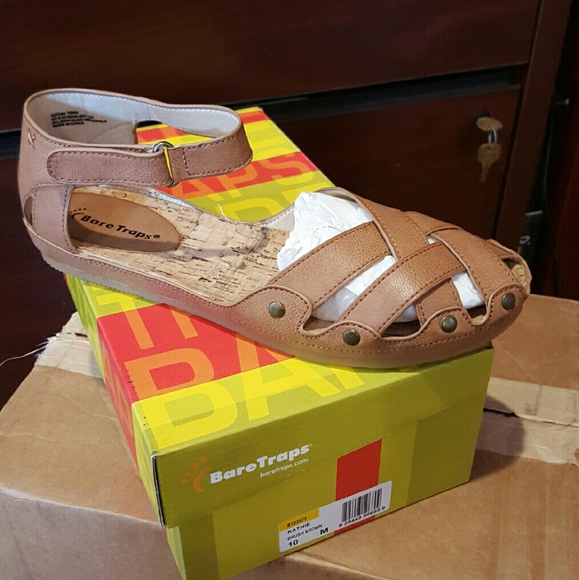 Baretraps Closed Sandals