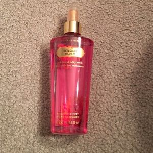 Victoria's secret pink perfume